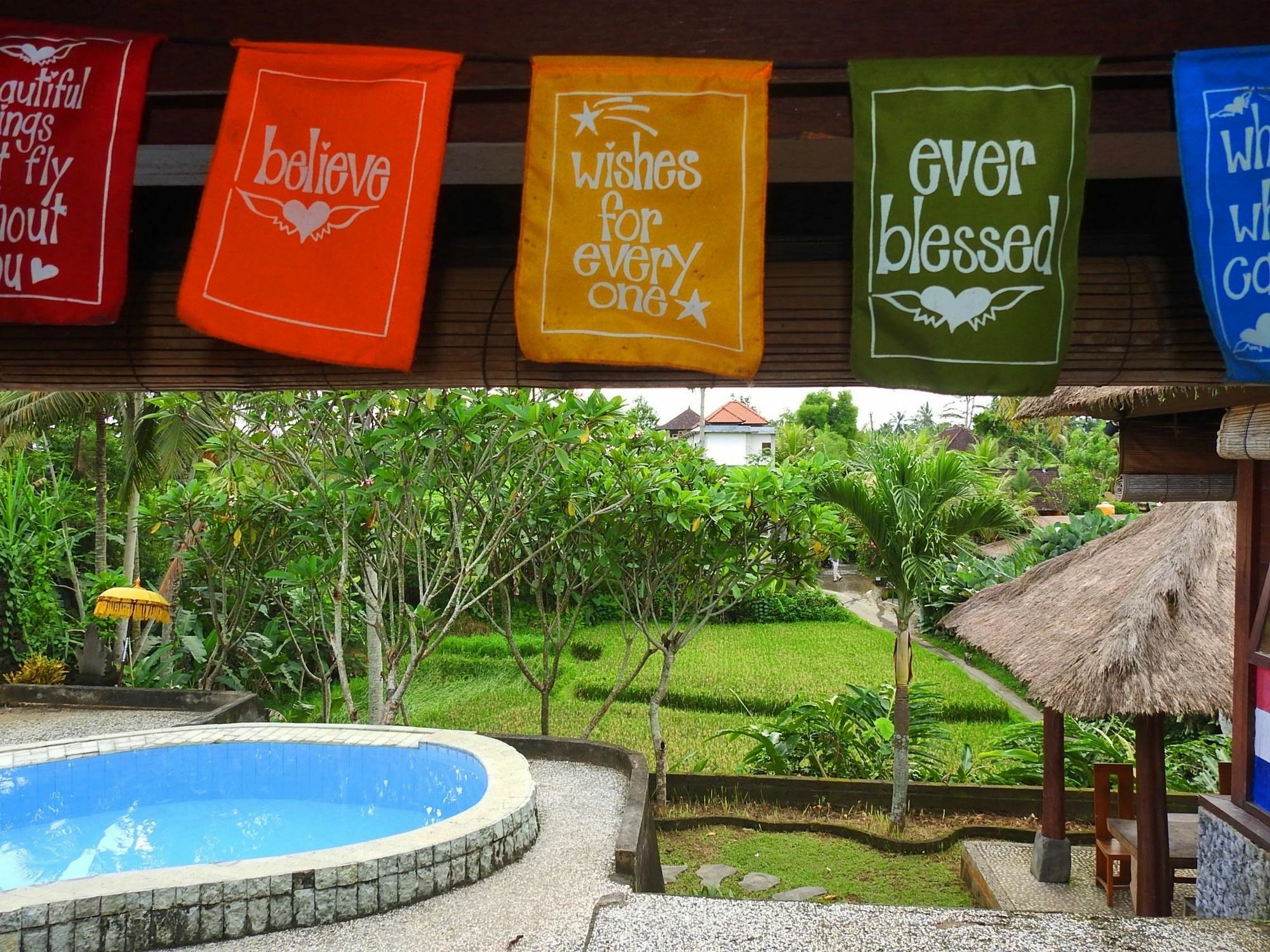 Mandala Hostel Ubud Ngoại thất bức ảnh