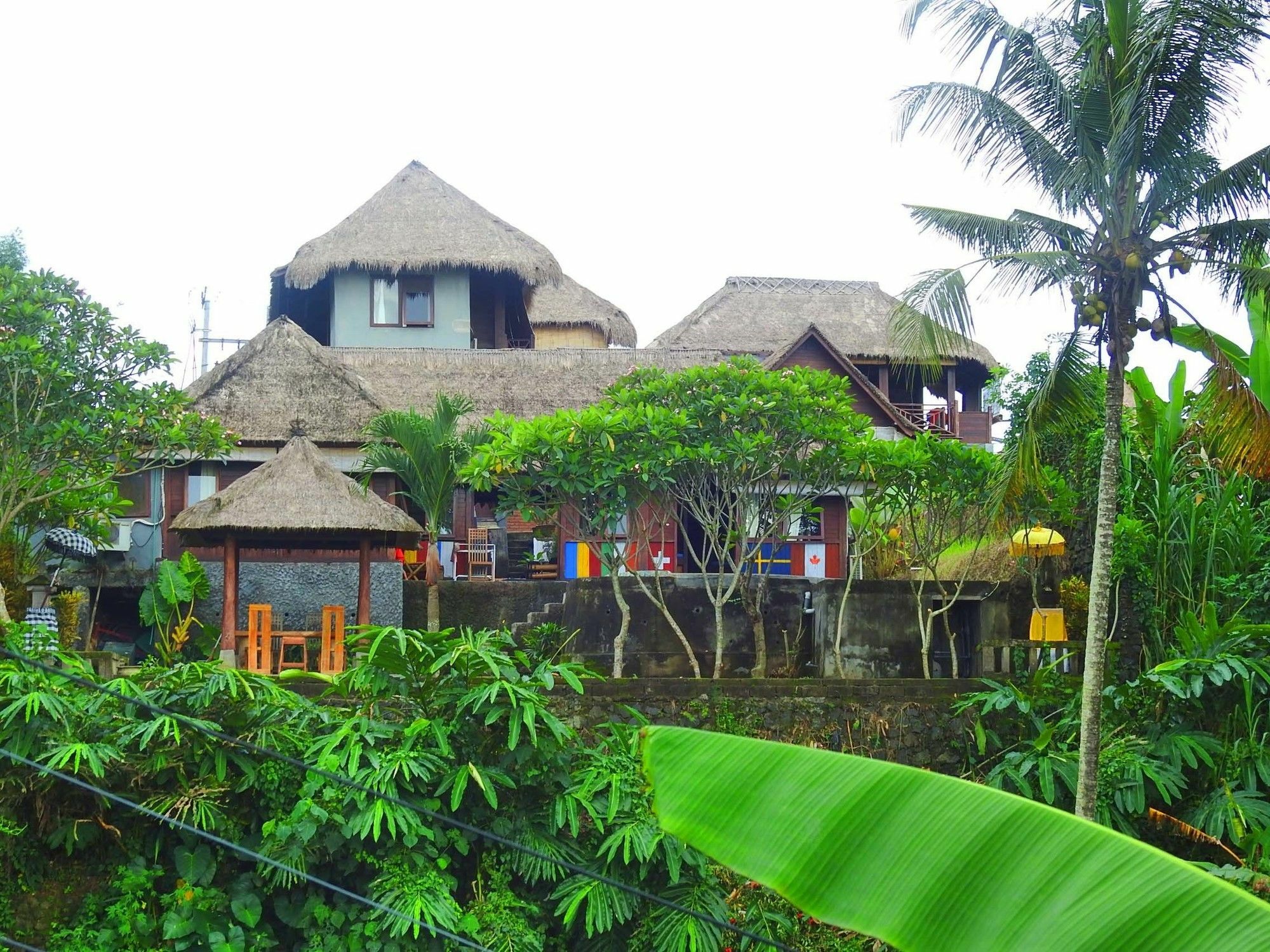 Mandala Hostel Ubud Ngoại thất bức ảnh